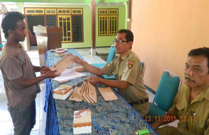 BPBD Ngawi Kucurkan Bantuan Korban Puting Beliung BPBD Ngawi Kucurkan Bantuan Korban Puting Beliung