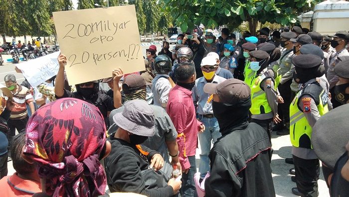 Forum Masyarakat Peduli Ponorogo Tuntut Lelang Proyek dari Dana Utangan Rp 200 Miliar Ditunda Forum Masyarakat Peduli Ponorogo Tuntut Lelang Proyek dari Dana Utangan Rp 200 Miliar Ditunda
