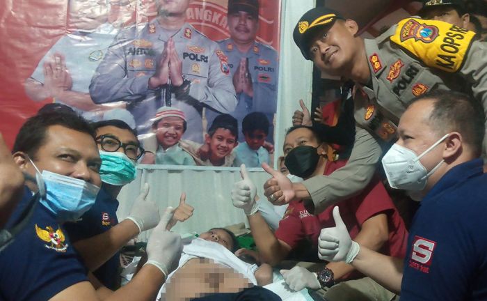 Peringati Hari Bhayangkara Ke-76, Polres Madiun Bersama PT SMI Adakan Sunat Massal Peringati Hari Bhayangkara Ke-76, Polres Madiun Bersama PT SMI Adakan Sunat Massal