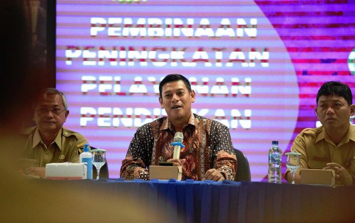 Tegas! Wali Kota Kediri Tak Beri Ruang Bagi Pelaku Pelecehan Seksual Tegas! Wali Kota Kediri Tak Beri Ruang Bagi Pelaku Pelecehan Seksual
