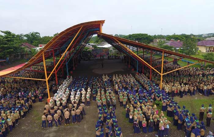 Tekan Angka Kecelakaan, Kapolres dan Kasatlantas Bojonegoro Ajak Pelajar Tertib Berlalu-lintas Tekan Angka Kecelakaan, Kapolres dan Kasatlantas Bojonegoro Ajak Pelajar Tertib Berlalu-lintas