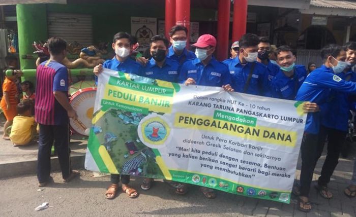 Pemuda Pesisir Lumpur Galang Dana Untuk Korban Banjir Luapan Kali Lamong