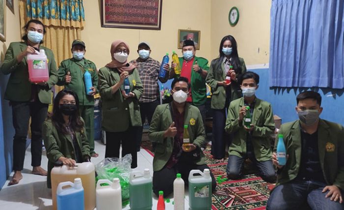 Gandeng UMKM Sidoarjo, Mahasiswa KKN UPN Jatim Kembangkan Pemberdayaan Masyarakat di Tengah Pandemi Gandeng UMKM Sidoarjo, Mahasiswa KKN UPN Jatim Kembangkan Pemberdayaan Masyarakat di Tengah Pandemi