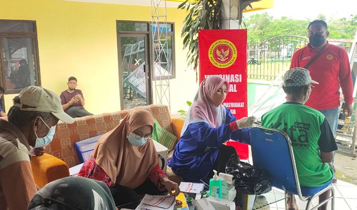 BIN Jatim Korwil Tuban Sukses Distribusikan 25.000 Dosis Vaksin untuk Masyarakat BIN Jatim Korwil Tuban Sukses Distribusikan 25.000 Dosis Vaksin untuk Masyarakat