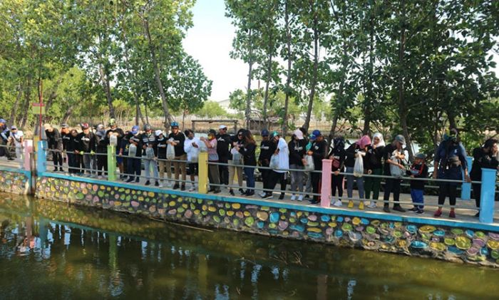 Nasdem Kota Probolinggo Tabur Ribuan Benih Ikan Nila Nasdem Kota Probolinggo Tabur Ribuan Benih Ikan Nila