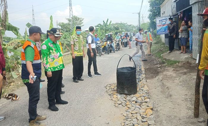 Sidak Perawatan Jalan Kedungringin-Kedungboto, Wakil Bupati Pasuruan Bilang Begini