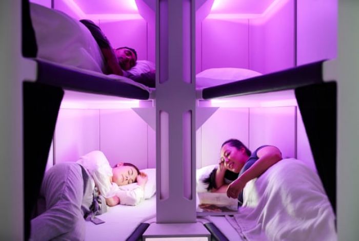 Pesawat Kelas Ekonomi Dilengkapi dengan Tempat Tidur Pesawat Kelas Ekonomi Dilengkapi dengan Tempat Tidur