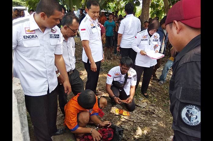 Polresta Sidoarjo Gelar 26 Adegan Pembunuhan Bayi yang Dikubur Hidup-hidup