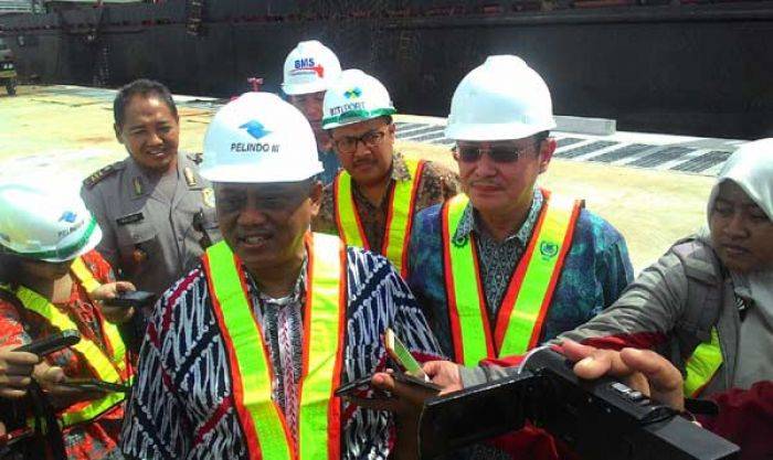 Pelabuhan Manyar JIIPE sudah Beroperasi Pelabuhan Manyar JIIPE sudah Beroperasi