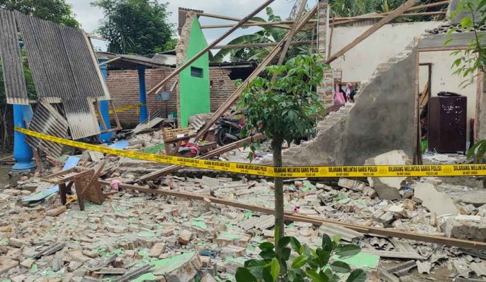 Ledakan Petasan di Kediri, 1 Orang Dilarikan ke Rumah Sakit Ledakan Petasan di Kediri, 1 Orang Dilarikan ke Rumah Sakit