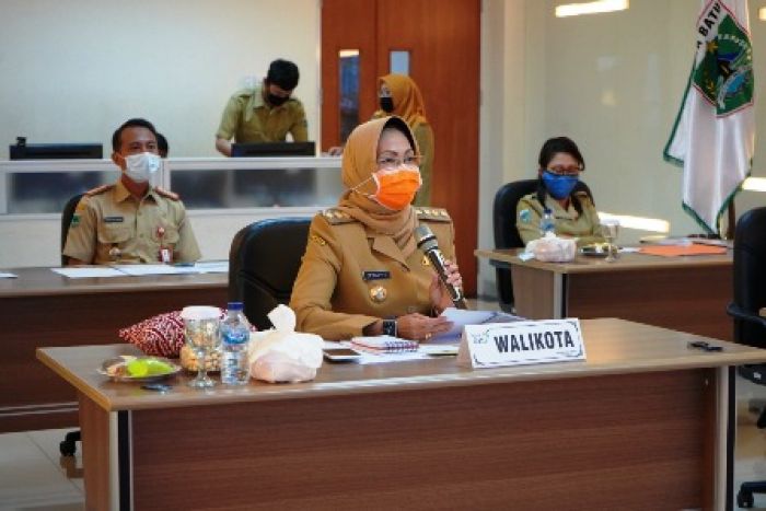 Warga Terdampak Covid-19 Peroleh Bantuan Rp 500 Ribu per KK Warga Terdampak Covid-19 Peroleh Bantuan Rp 500 Ribu per KK