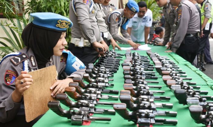Cegah Penyalahgunaan, Polres Batu Periksa Senpi Personel Cegah Penyalahgunaan, Polres Batu Periksa Senpi Personel
