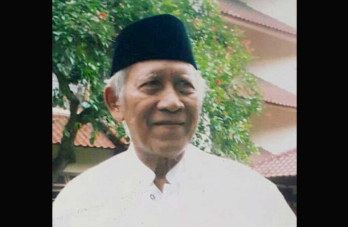 Rais Syuriah NU Gresik: Bu Khofifah Jauh dari Mewah, Sayang Anak Yatim, Dluafa dan Penghafal Quran Rais Syuriah NU Gresik: Bu Khofifah Jauh dari Mewah, Sayang Anak Yatim, Dluafa dan Penghafal Quran