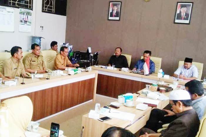 Diduga Ada Kejanggalan, Pemkab Pamekasan akan Tarik Ribuan SK Honorer K2 Diduga Ada Kejanggalan, Pemkab Pamekasan akan Tarik Ribuan SK Honorer K2