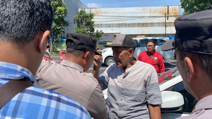 Provokasi dan Ganggu Pelayanan SIM, Belasan Orang Diduga Calo di Malang Diamankan Polisi