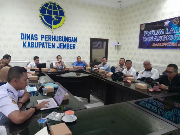 Perubahan Permanen Simpang Argopuro, Dishub Jember dan Forum LLAJ Sepakatkan Rekayasa Lalin Baru