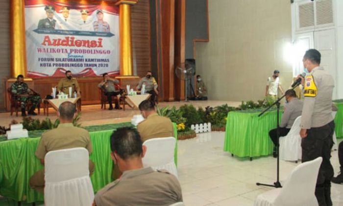 Pemkot Probolinggo Gelar Audiensi Soal Keputusan Penanganan Covid-19 Pemkot Probolinggo Gelar Audiensi Soal Keputusan Penanganan Covid-19