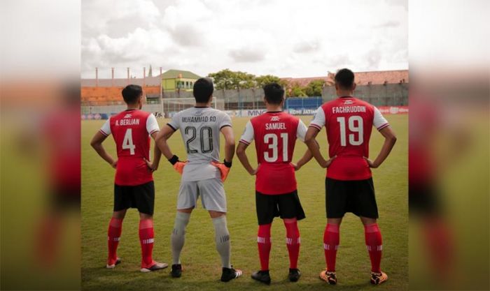 Madura United FC Luncurkan Jersey Musim Kompetisi 2020, Tetap Pertahankan Identitas Madura Madura United FC Luncurkan Jersey Musim Kompetisi 2020, Tetap Pertahankan Identitas Madura