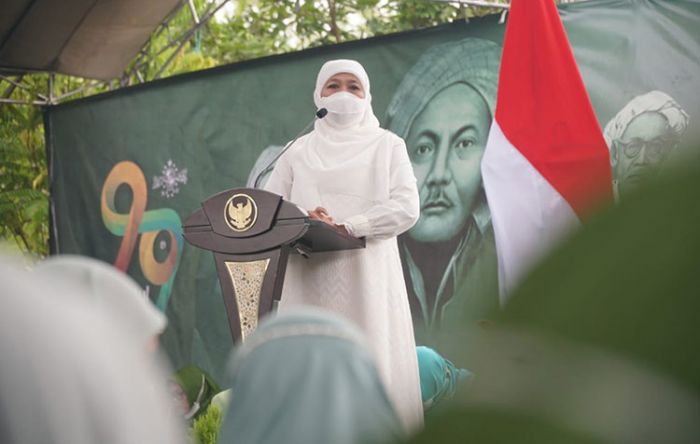 Peringati Isra Mikraj di Bangkalan, Gubernur Khofifah Ajak Masyarakat Bangkit dari Pandemi Covid-19 Peringati Isra Mikraj di Bangkalan, Gubernur Khofifah Ajak Masyarakat Bangkit dari Pandemi Covid-19