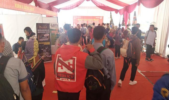 Diikuti 40 Perusahaan Lokal dan Internasional, Ratusan Warga Ngawi Serbu Job Fair 2019 Diikuti 40 Perusahaan Lokal dan Internasional, Ratusan Warga Ngawi Serbu Job Fair 2019
