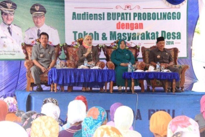 Bupati Probolinggo Tampung Aspirasi Warga Wonorejo Bupati Probolinggo Tampung Aspirasi Warga Wonorejo