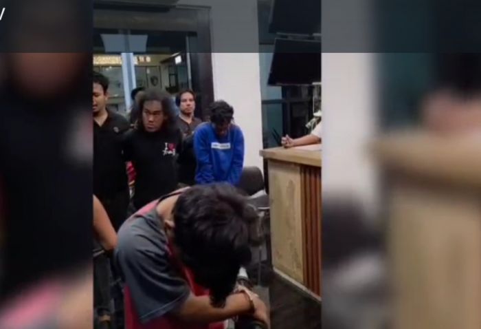 Polrestabes Surabaya Tangkap Tiga Teknisi WiFi yang Gasak Uang dan Emas di Rumah Warga Kenjeran
