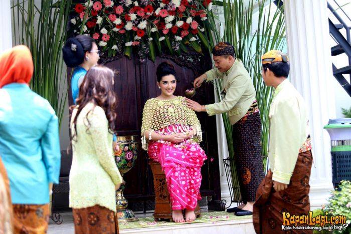 Acara Tujuh Bulanan, Ashanty Panggil Janinnya Cecil, Cewek Kecil Acara Tujuh Bulanan, Ashanty Panggil Janinnya Cecil, Cewek Kecil
