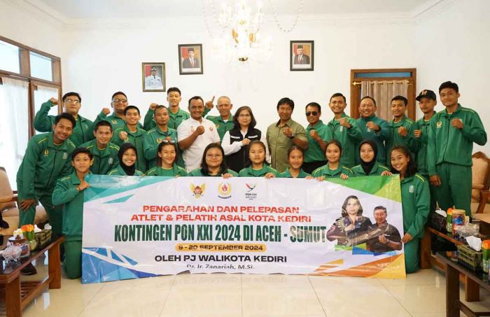 Pj Wali Kota Kediri Lepas Atlet dan Pelatih PON XXI Aceh-Sumut Pj Wali Kota Kediri Lepas Atlet dan Pelatih PON XXI Aceh-Sumut