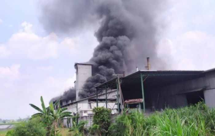 Oven Produksi Meledak, Pabrik Tepung Agrofood Ngrame Mojokerto Terbakar