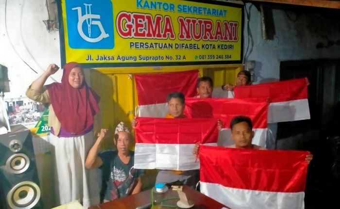 Sukseskan Gerakan Pembagian 10 Juta Bendera Merah Putih, Pemkot Kediri Ikuti Rakor dan Evaluasi Sukseskan Gerakan Pembagian 10 Juta Bendera Merah Putih, Pemkot Kediri Ikuti Rakor dan Evaluasi