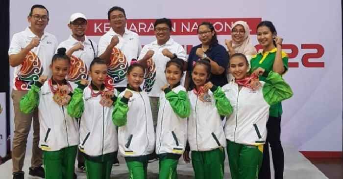 Atlet Senam Jatim Binaan Petrokimia Gresik Raih Juara Umum di Kejurnas Atlet Senam Jatim Binaan Petrokimia Gresik Raih Juara Umum di Kejurnas