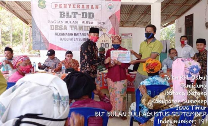 Desa Tamidung Rampungkan Penyerahan BLT DD Tahun 2020