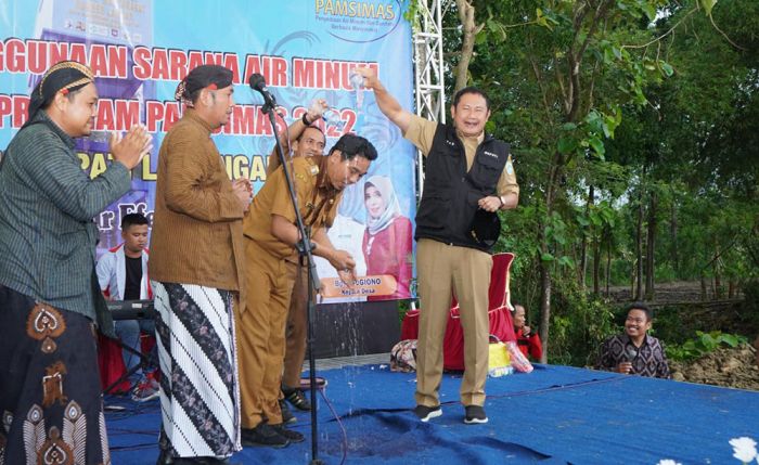 Air Pamsimas Sumber Lancar di Kecamatan Mantup Sudah Sesuai dengan Kriteria WHO Air Pamsimas Sumber Lancar di Kecamatan Mantup Sudah Sesuai dengan Kriteria WHO