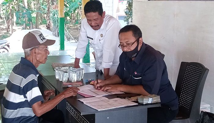 Warganya dapat Bantuan Bedah Rumah dari Polres Madiun, ini Harapan Kades Betek Warganya dapat Bantuan Bedah Rumah dari Polres Madiun, ini Harapan Kades Betek