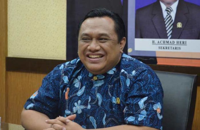Imbau Pemprov Gandeng Pondok Pesantren, Dewan Dukung Program Jatim Bebas Pasung Tahun 2017 Imbau Pemprov Gandeng Pondok Pesantren, Dewan Dukung Program Jatim Bebas Pasung Tahun 2017