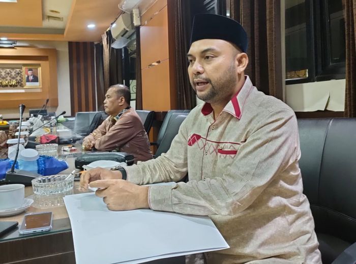 Komisi C DPRD Jatim Tak Serahkan Laporan Saat Paripurna P-APBD 2021, Ini Alasannya Komisi C DPRD Jatim Tak Serahkan Laporan Saat Paripurna P-APBD 2021, Ini Alasannya