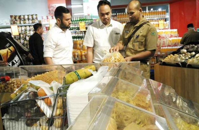 Satreskrim Polresta Sidoarjo Bakal Panggil Produsen Makanan yang Izin Edarnya Melanggar Satreskrim Polresta Sidoarjo Bakal Panggil Produsen Makanan yang Izin Edarnya Melanggar
