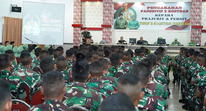 Pangdivif 2/Kostrad Kunker ke Satuan Yonif Raider 514 dan Brigif Raider 9 Kostrad Pangdivif 2/Kostrad Kunker ke Satuan Yonif Raider 514 dan Brigif Raider 9 Kostrad