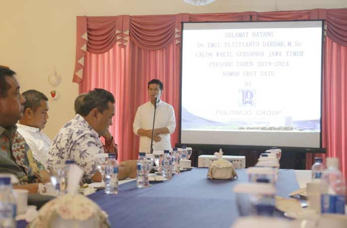 Di Polowijo Gresik, Emil Paparkan Arah Industri Masa Depan Jawa Timur Di Polowijo Gresik, Emil Paparkan Arah Industri Masa Depan Jawa Timur