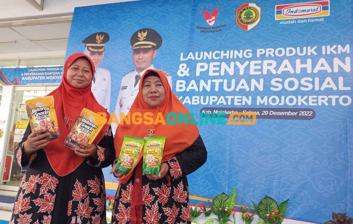 Perdana, Produk IKM Masuk Swalayan di Kabupaten Mojokerto Perdana, Produk IKM Masuk Swalayan di Kabupaten Mojokerto