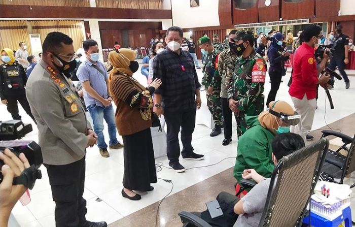 Jadikan Februari Sebagai Bulan Donor Plasma, Pemkot Ajak Arek Suroboyo Wani Donor Jadikan Februari Sebagai Bulan Donor Plasma, Pemkot Ajak Arek Suroboyo Wani Donor