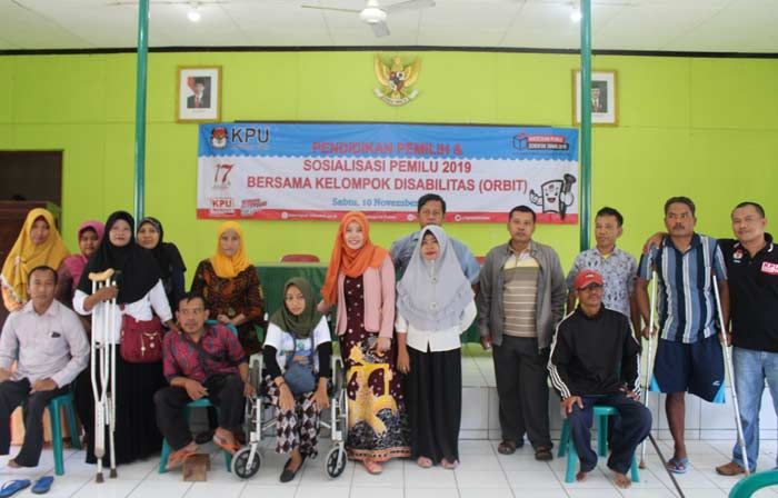 Butuh Perhatian Khusus, Penyandang Disabilitas di Tuban Terima Sosialisasi Pemilu