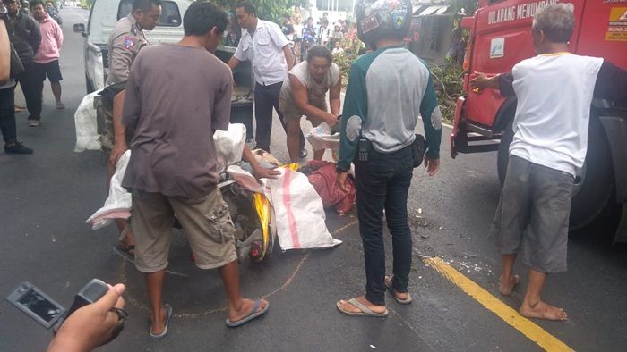 Terseret Truk, Pemotor Modifikasi di Jombang Tewas Mengenaskan