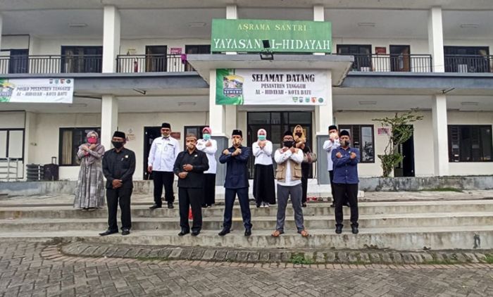 Hadapi New Normal, Pemkot Batu Siapkan Anggaran Alkes Protkes Pesantren Melalui PAK Hadapi New Normal, Pemkot Batu Siapkan Anggaran Alkes Protkes Pesantren Melalui PAK