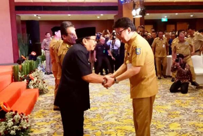 Mendagri Kukuhkan Pakde Karwo Menjadi Ketua Umum APPSI Periode 2015-2019