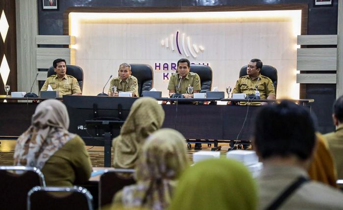 Tuntaskan Permasalahan Sampah Plastik Sekali Pakai, Pemkot Kediri Sosialisasikan Perwali 30/2023 Tuntaskan Permasalahan Sampah Plastik Sekali Pakai, Pemkot Kediri Sosialisasikan Perwali 30/2023