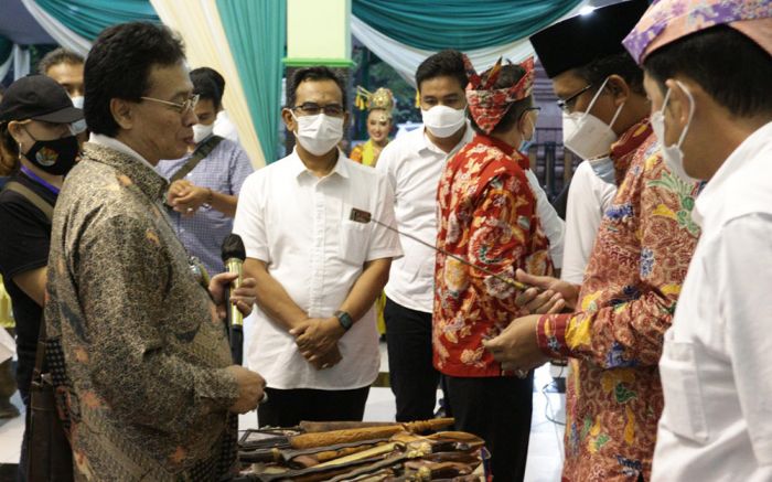 Bupati Muhdlor Tegaskan Komitmen Pengembangan Seni dan Budaya Bupati Muhdlor Tegaskan Komitmen Pengembangan Seni dan Budaya