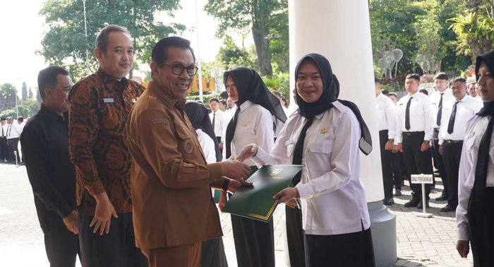 Pemkot Batu Serahkan SK PPPK Paruh Waktu ke 1.233 Pegawai