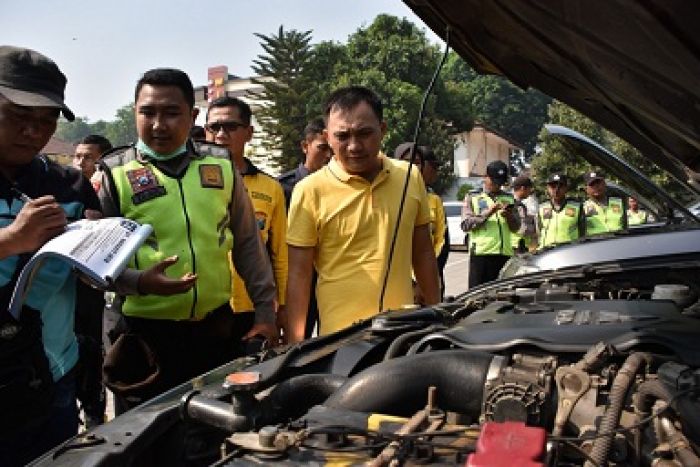 Wakapolresta Sidoarjo Lakukan Pengecekan Mobil Dinas