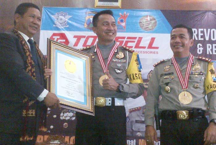 Training 1000 Bikers, Satlantas Polres Mojokerto Pecahkan Rekor LPI-D Training 1000 Bikers, Satlantas Polres Mojokerto Pecahkan Rekor LPI-D